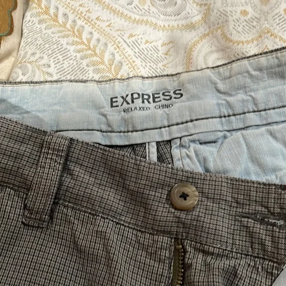 Mens Shorts Express - Picture 3 of 3